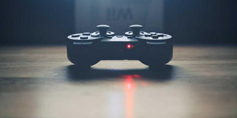 perferendis quis maiores cover